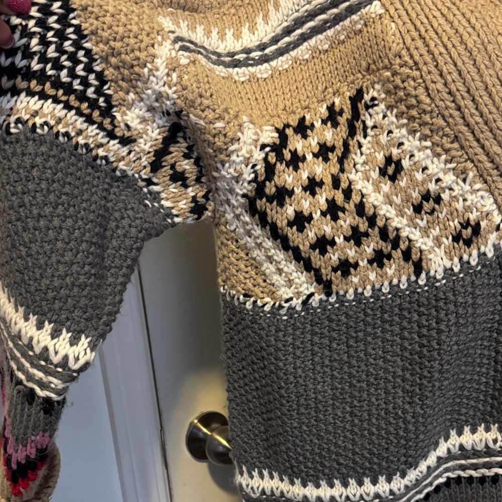 Lucky Brand Tan and Gray Patterned Cardigan, Sz L, Like New - Picture 5 of 13